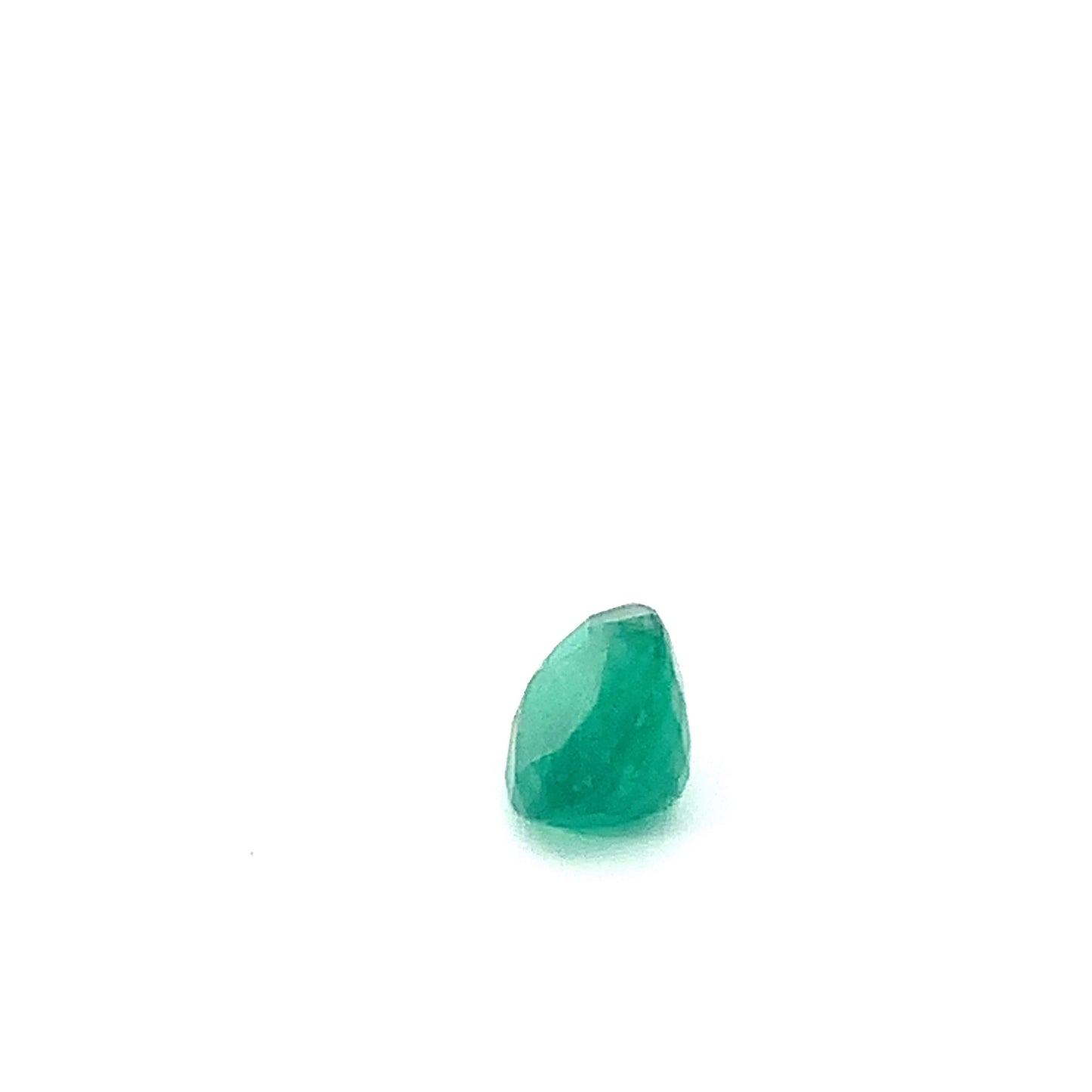 EX-039 Emerald Oval 2.64cts 10.07 x 7.84 x 5.38 mm