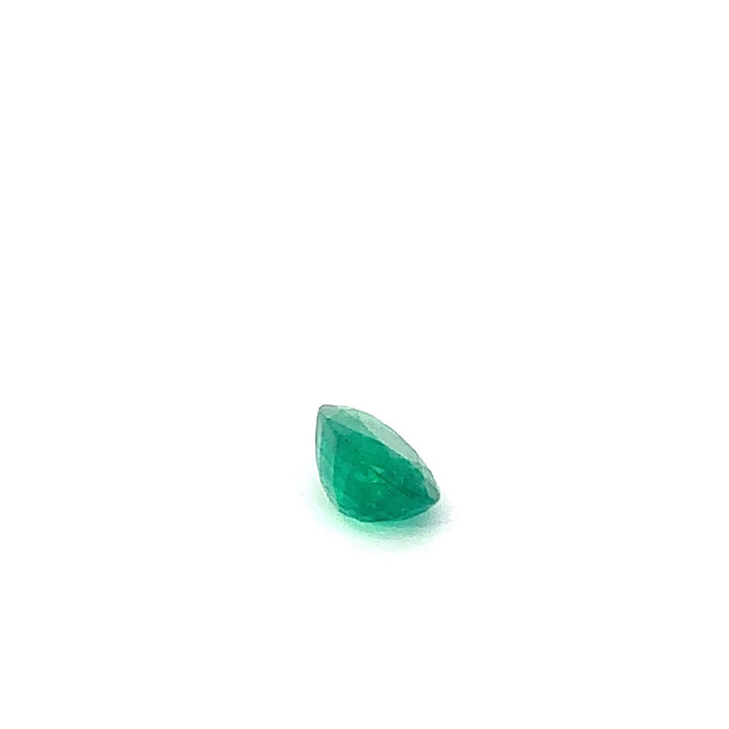 EX-050 Emerald Oval 1.91cts 9.69 x 6.93 x 4.54 mm