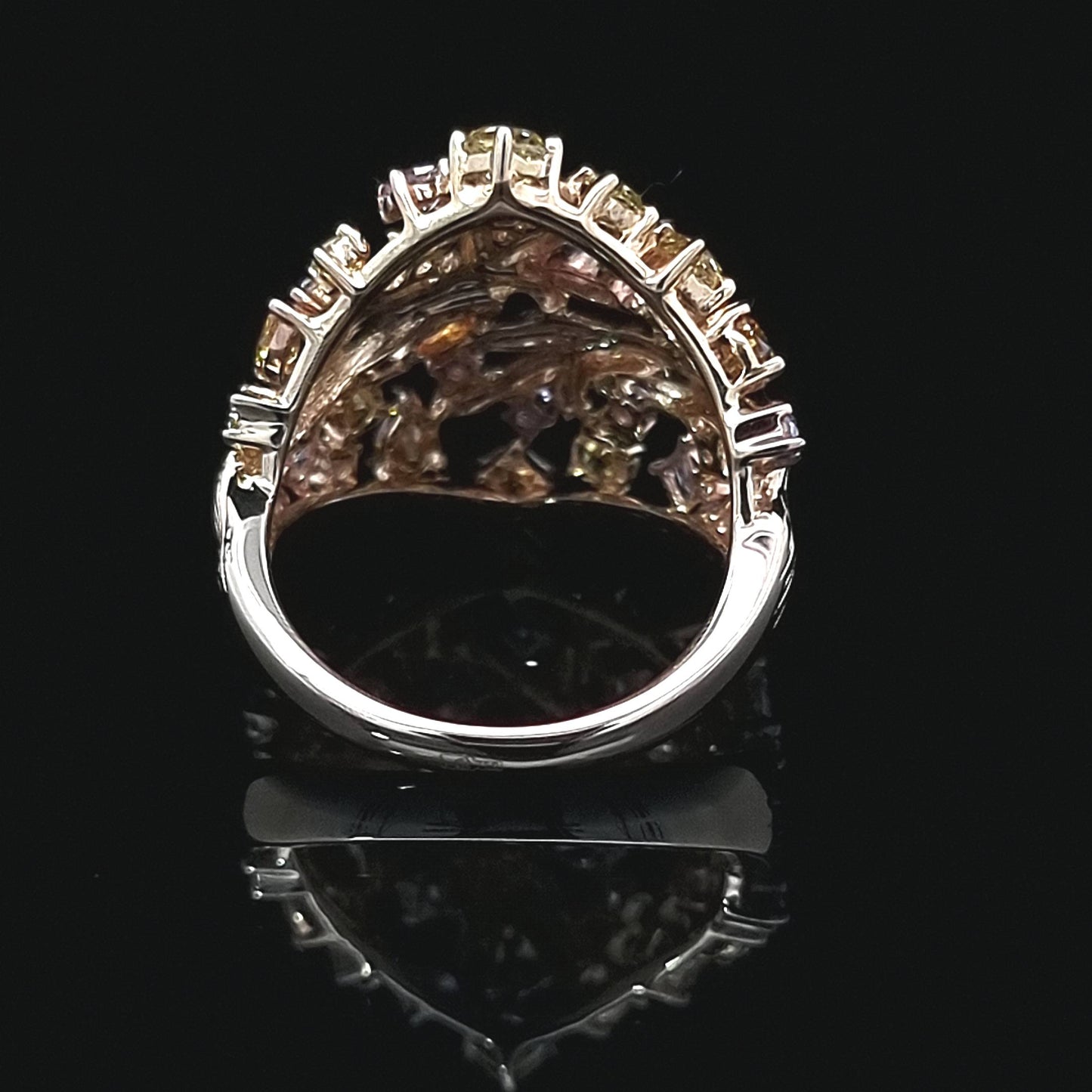 Unique Gold Ring With Fancy Shape and Fancy Colour Diamonds