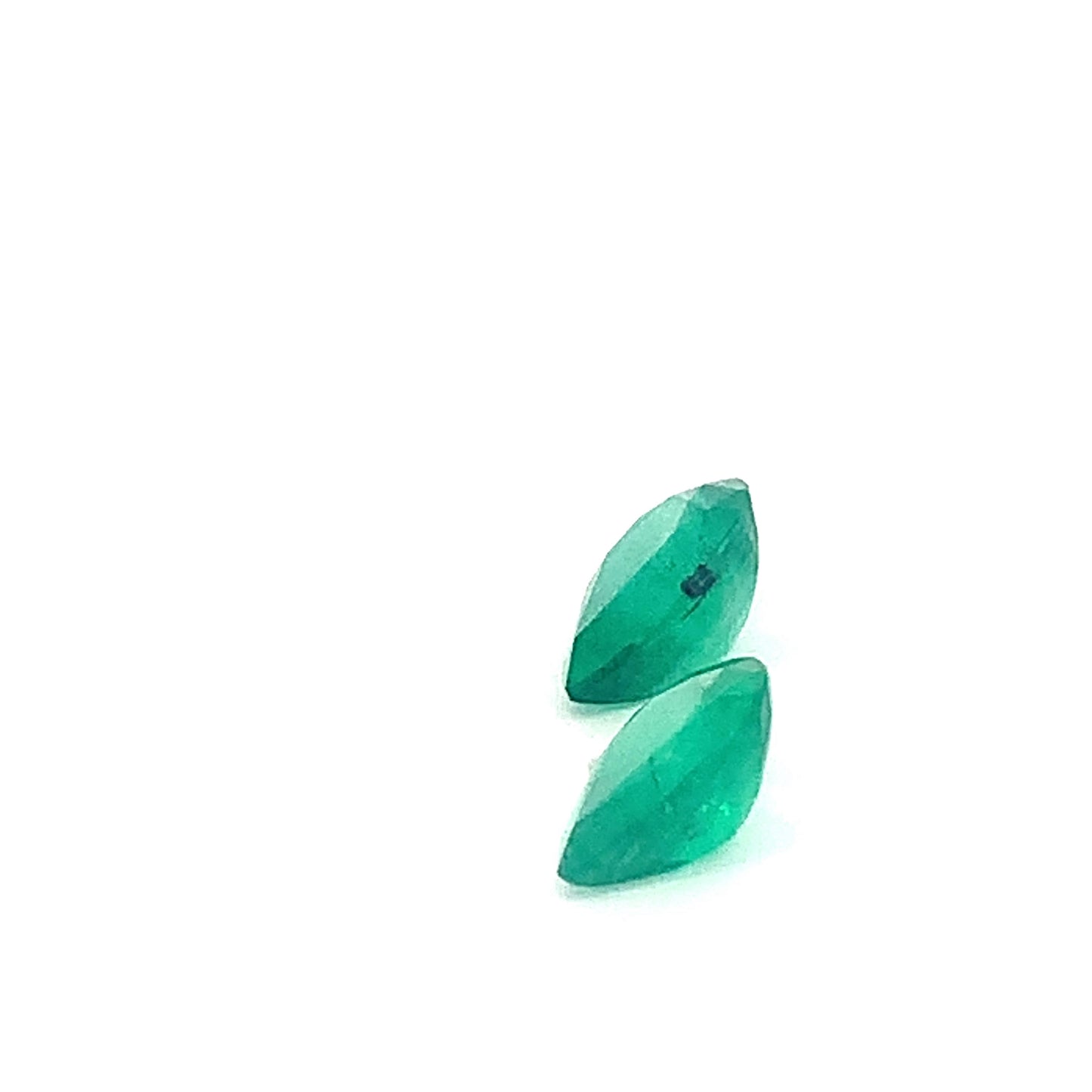 EX-069 Emerald Pear 2 pcs 3.72cts