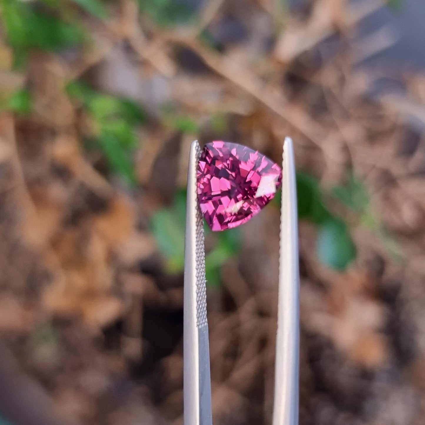 Precision Cut Tanzanian Rhodolite Garnet 3.47 Carats with Certificate
