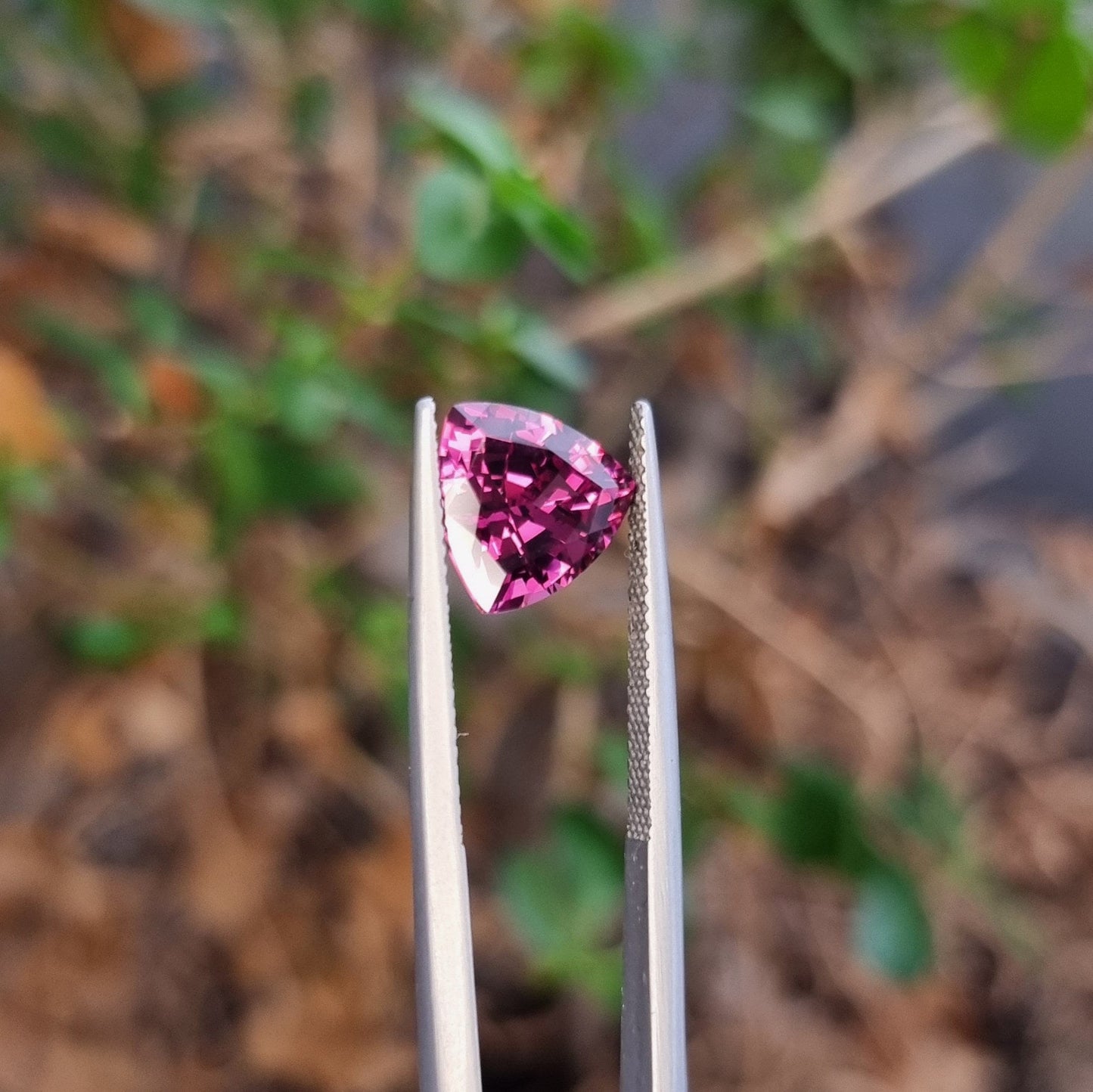Precision Cut Tanzanian Rhodolite Garnet 3.47 Carats with Certificate