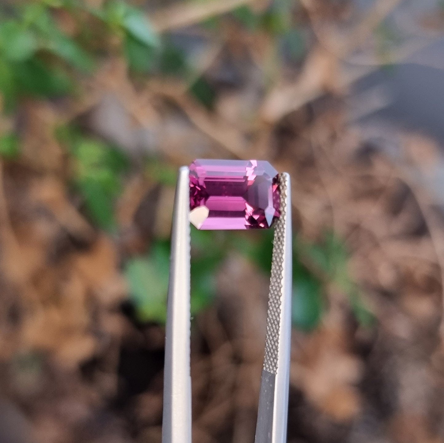 2.89 Octagon Rhodolite Garnet from Tanzania with Certificate Precision Cut