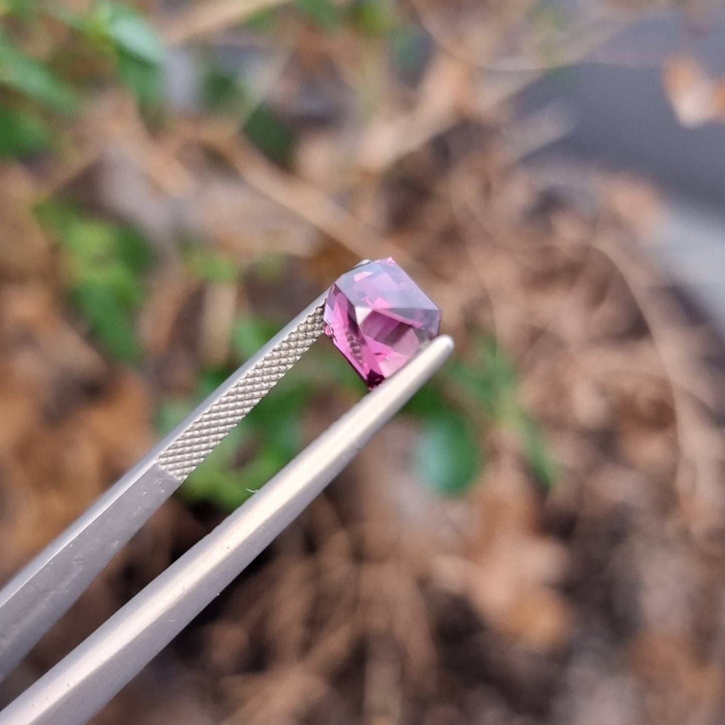 2.89 Octagon Rhodolite Garnet from Tanzania with Certificate Precision Cut